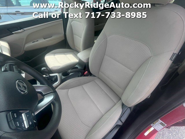 Used 2019 Hyundai Elantra SE image 21