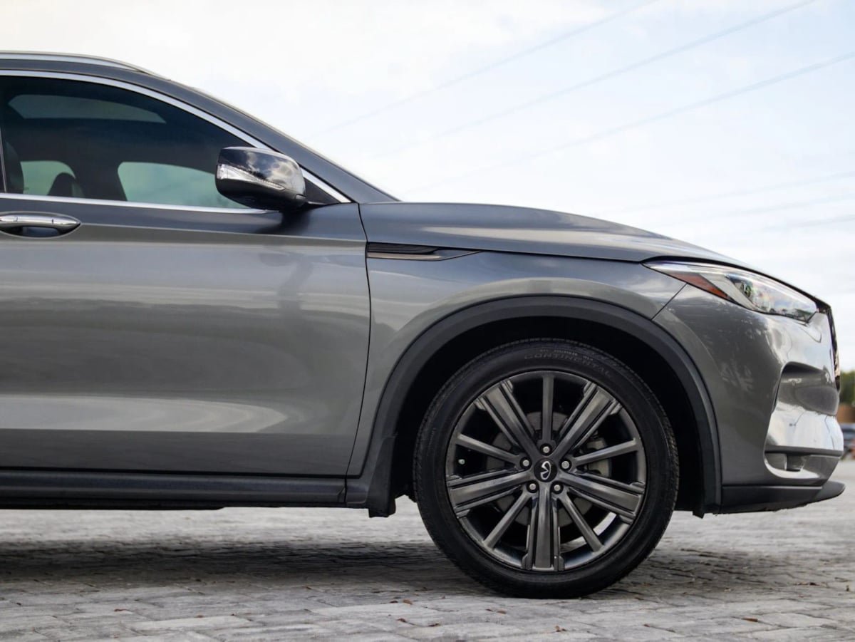 Used 2020 INFINITI QX50 Essential w/ Edition 30 Package FWD image 17