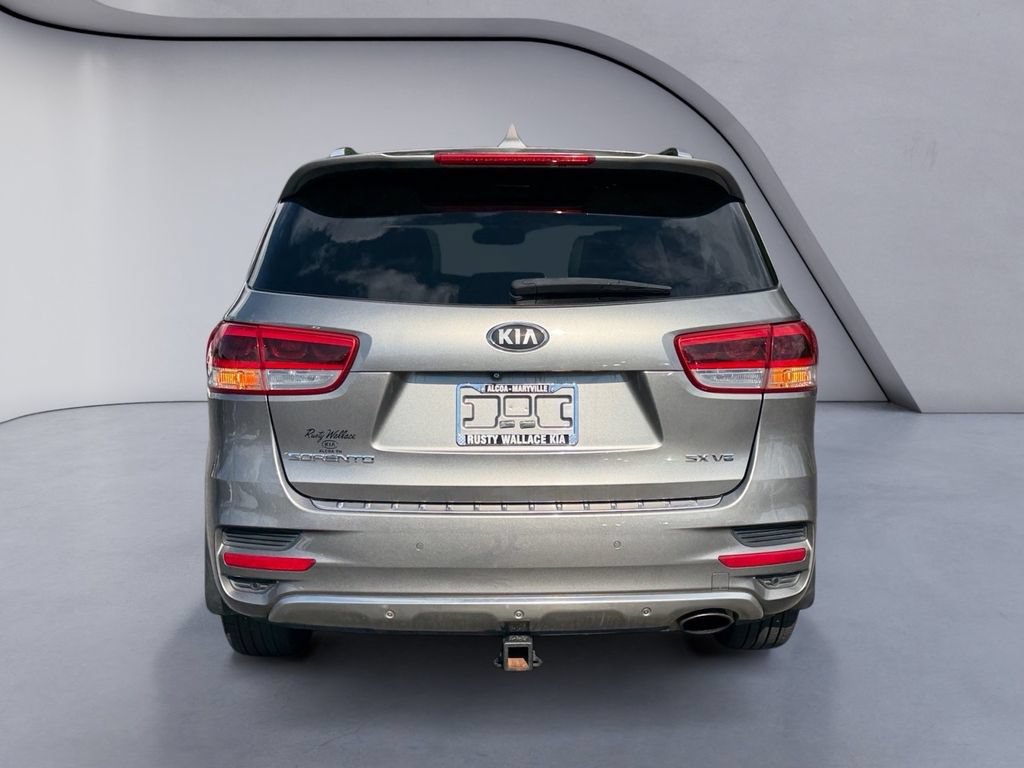 Used 2016 Kia Sorento SX FWD image 4