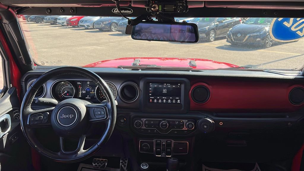 Used 2021 Jeep Gladiator Willys image 12