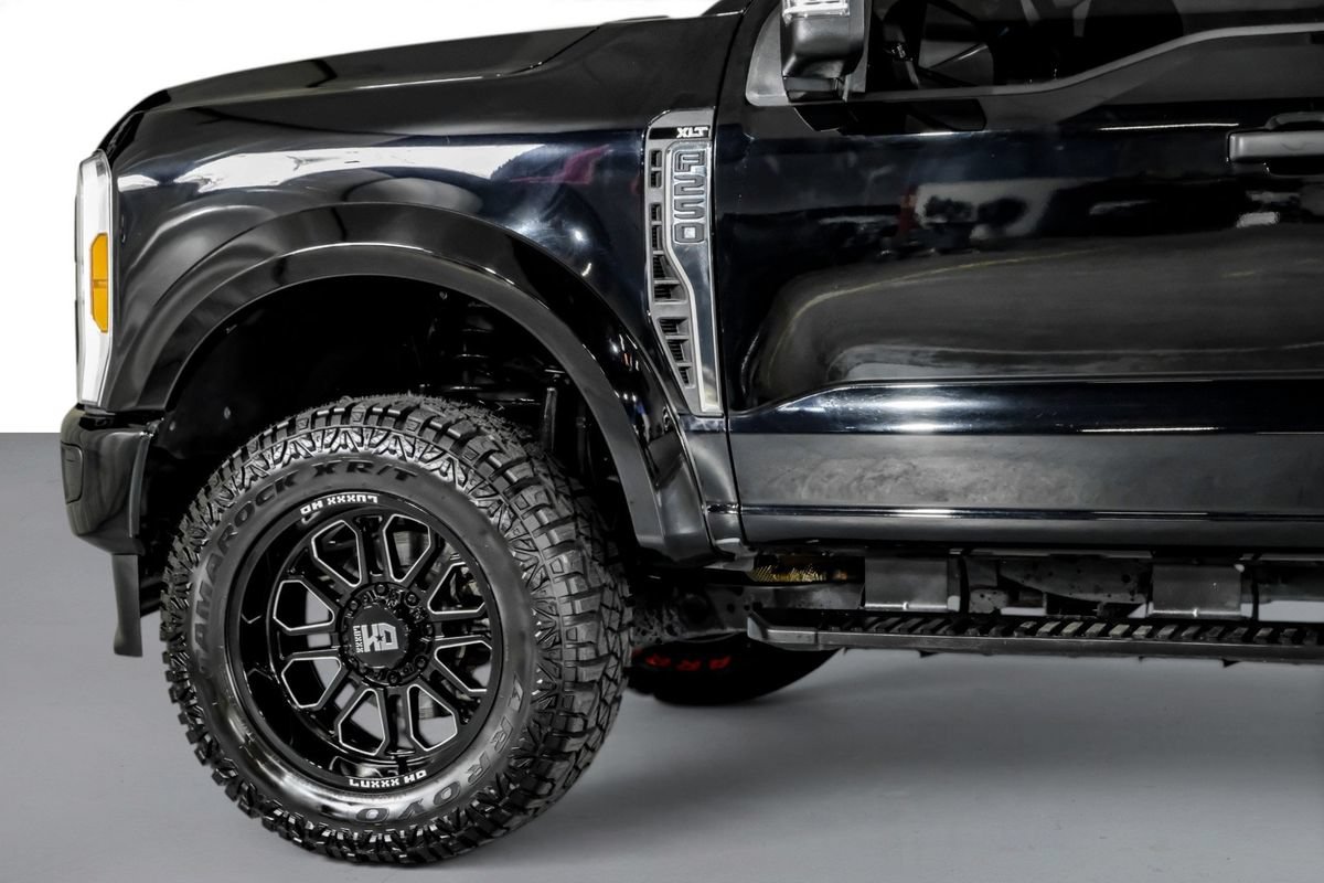 Used 2025 Ford F250 XLT AWD/4WD image 13