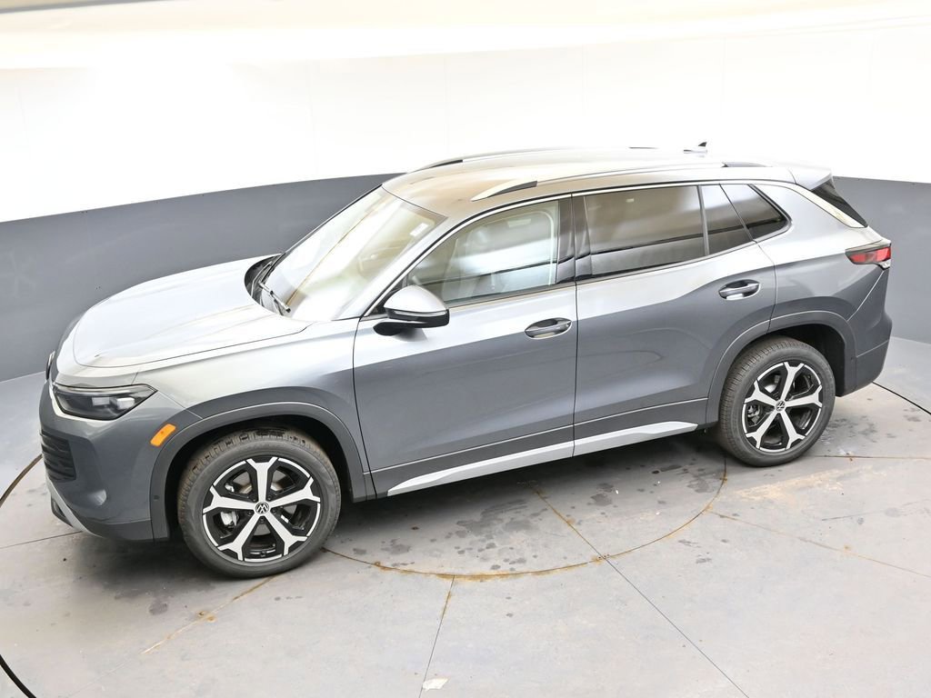 New 2026 Volkswagen Tiguan SE image 37