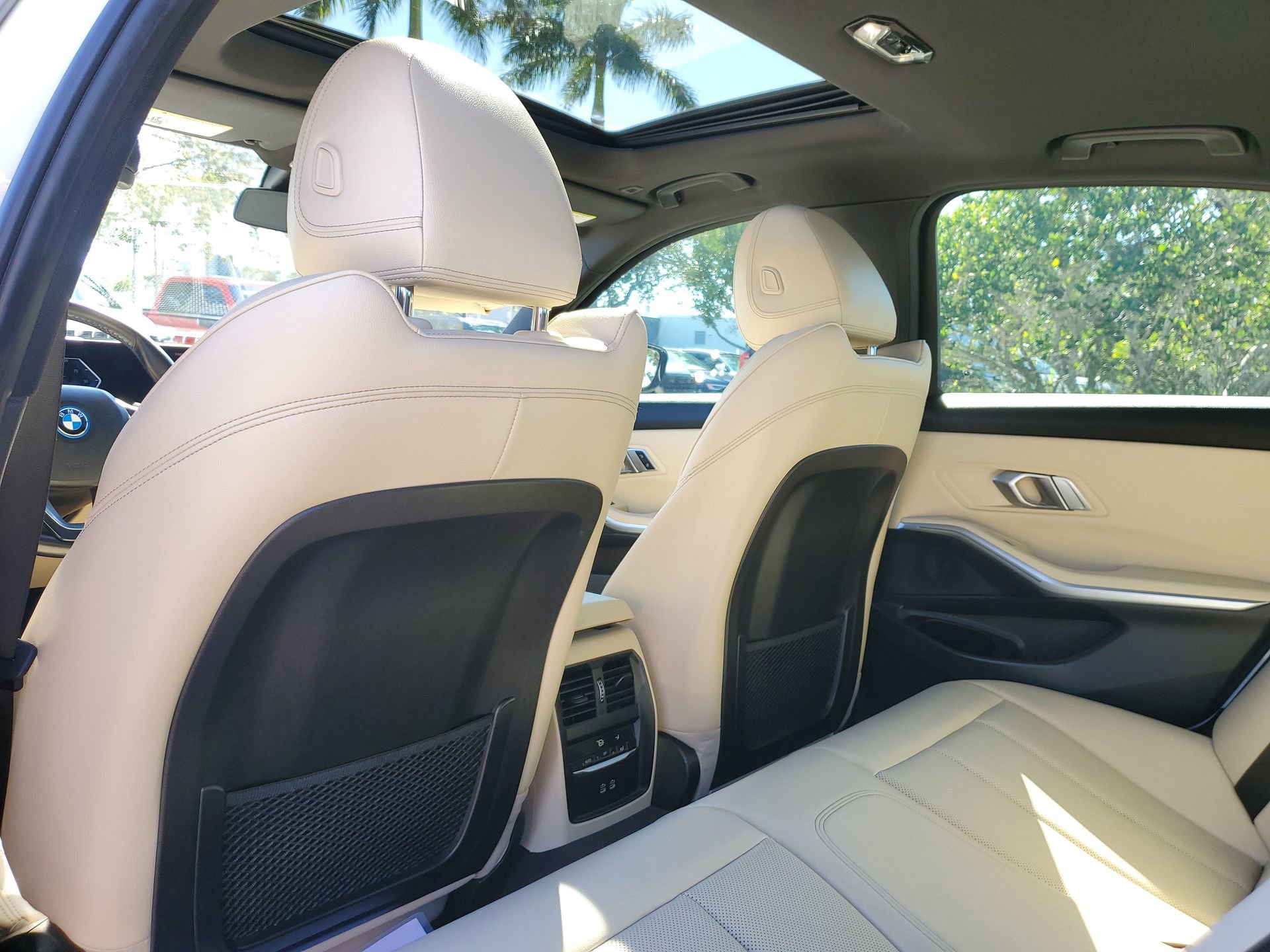 Used 2023 BMW 330e w/ Driving Assistance Package image 11