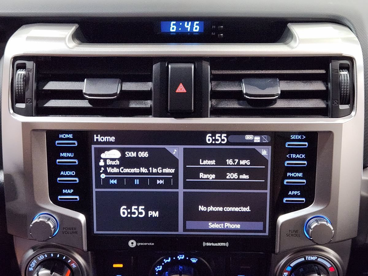Used 2023 Toyota 4Runner SR5 AWD/4WD image 37