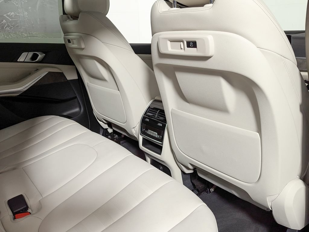 Used 2021 BMW X5 xDrive40i AWD/4WD image 38