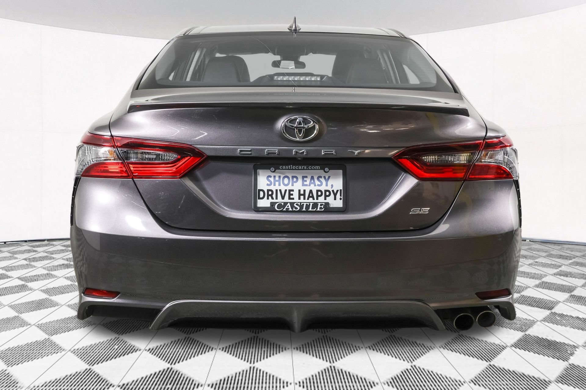 Used 2022 Toyota Camry SE FWD image 16