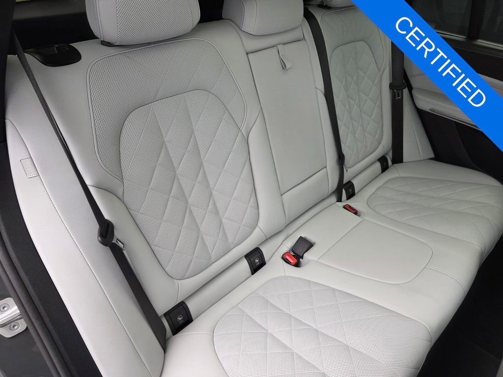 Certified 2024 BMW X5 M60i AWD/4WD image 26