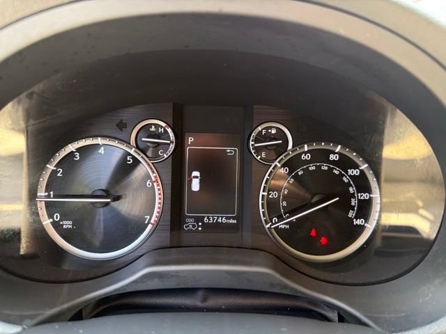 Used 2023 Lexus GX 460 Luxury w/ Sport Design Package AWD/4WD image 16