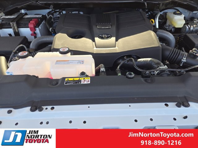 New 2026 Toyota Tundra Limited w/ TRD Off-Road Package AWD/4WD image 11
