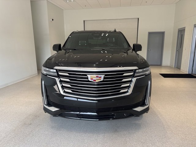Used 2022 Cadillac Escalade Premium Luxury Platinum image 2