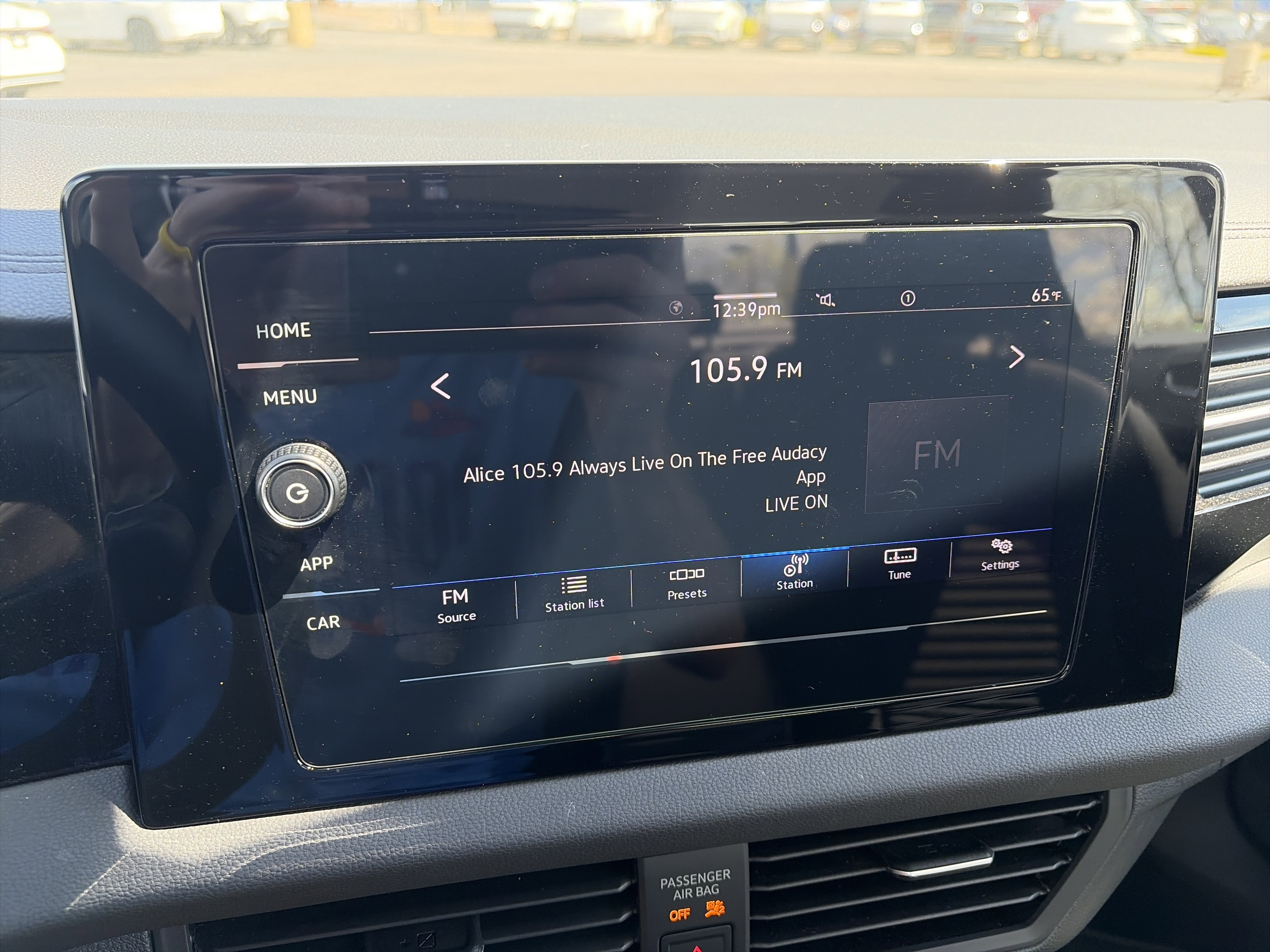 Certified 2025 Volkswagen Jetta S FWD image 18