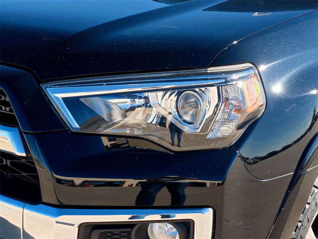 Used 2015 Toyota 4Runner Limited image 3