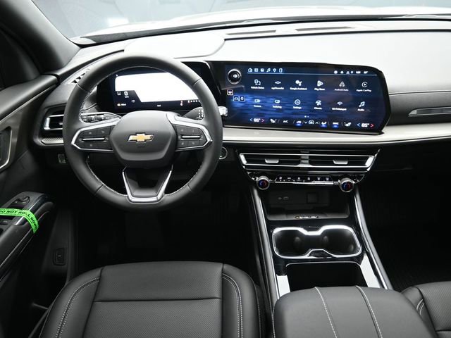 New 2026 Chevrolet Traverse LT w/ Sun and Wheel Package image 24