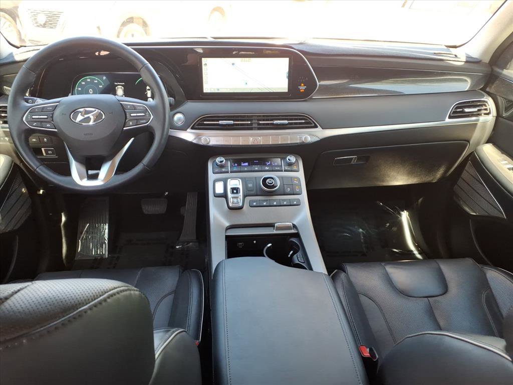 Used 2021 Hyundai Palisade Limited image 18
