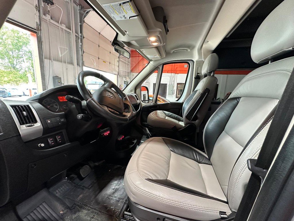 Used 2017 RAM ProMaster 2500 w/ Premium Appearance Group image 10