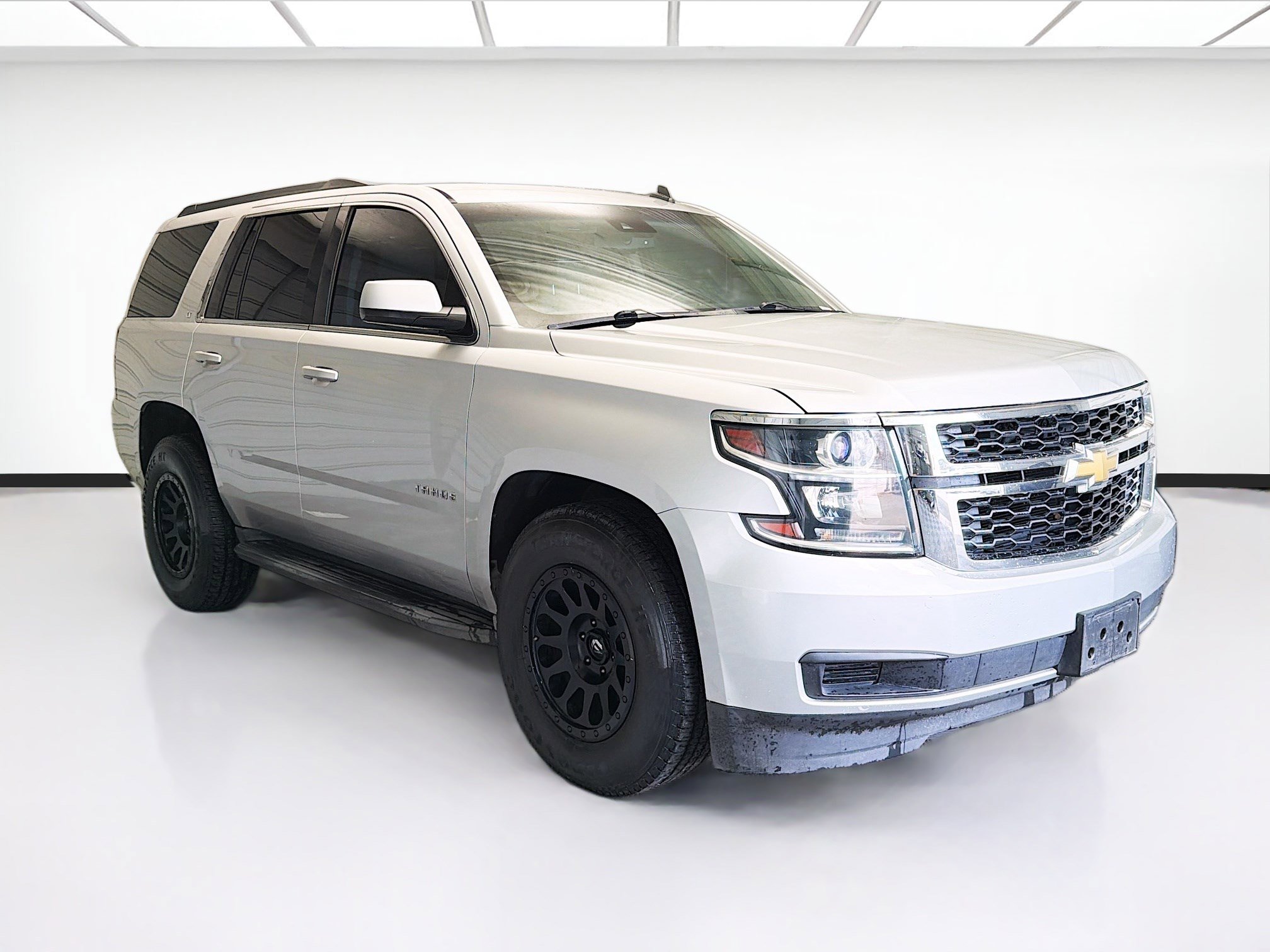 Used 2015 Chevrolet Tahoe LT image 3