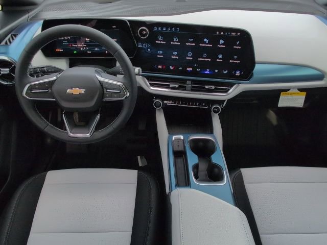 New 2026 Chevrolet Equinox EV LT AWD/4WD image 6