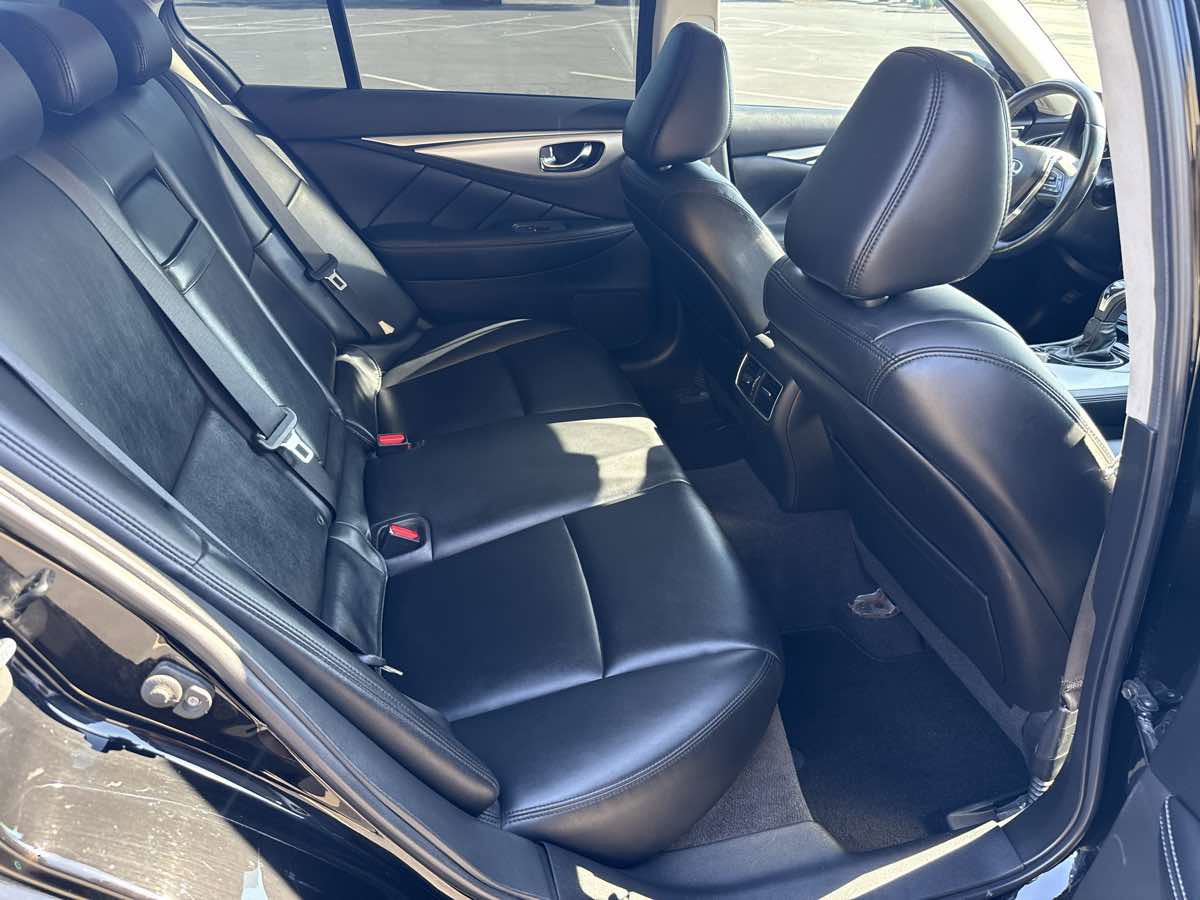 Used 2021 INFINITI Q50 Luxe RWD image 18
