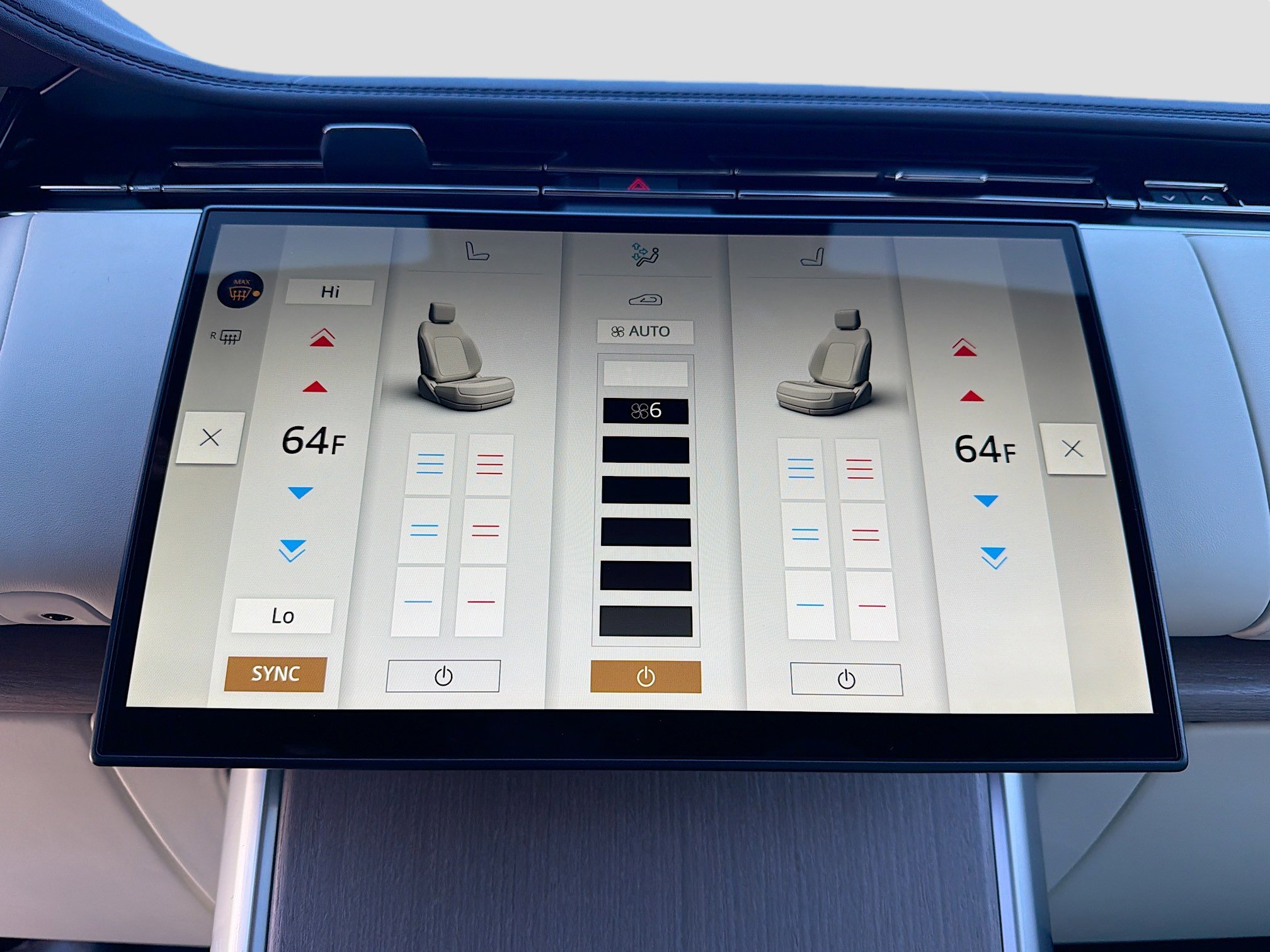 New 2026 Land Rover Range Rover SE image 34