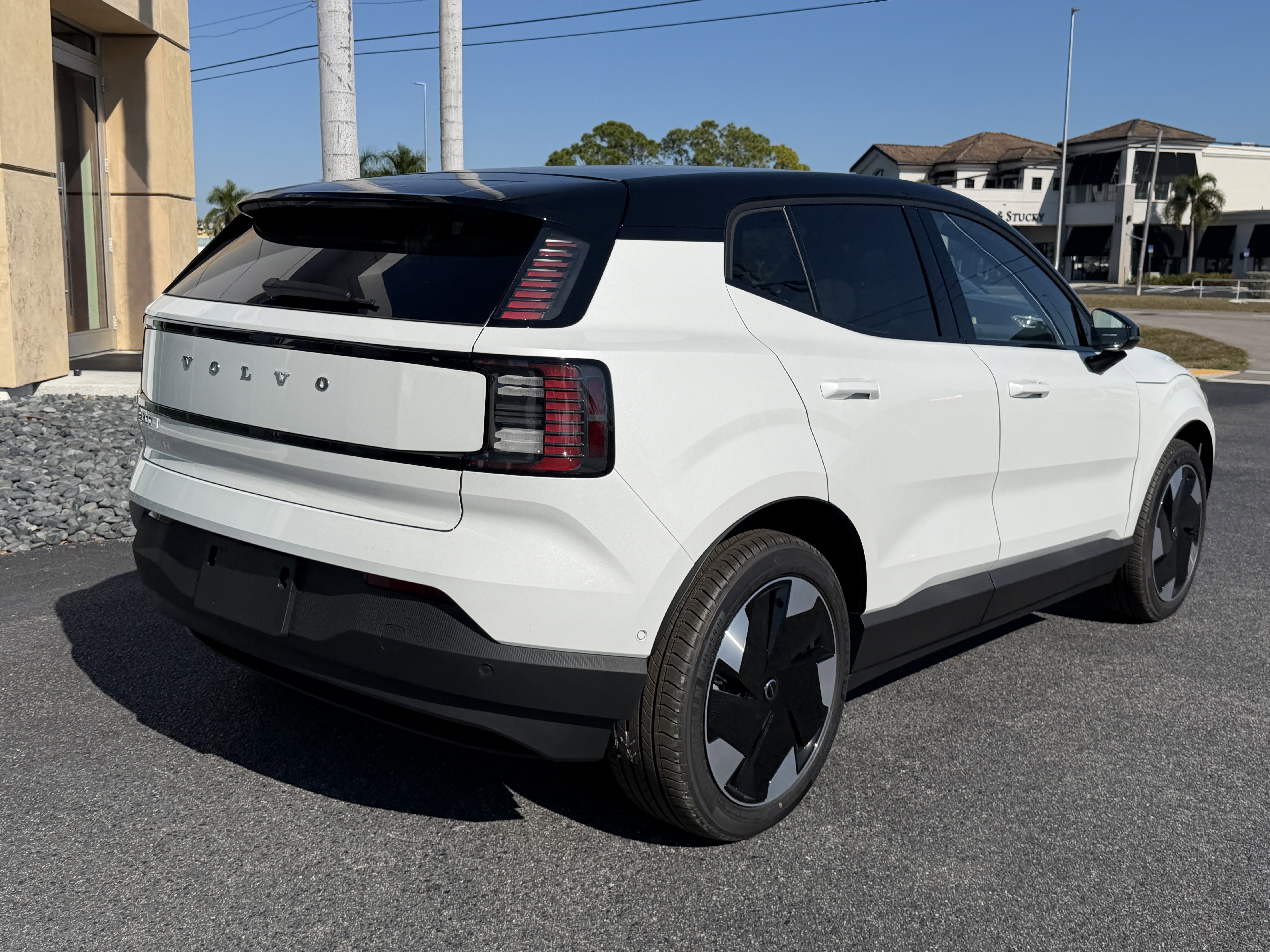 New 2026 Volvo EX30 Ultra image 3