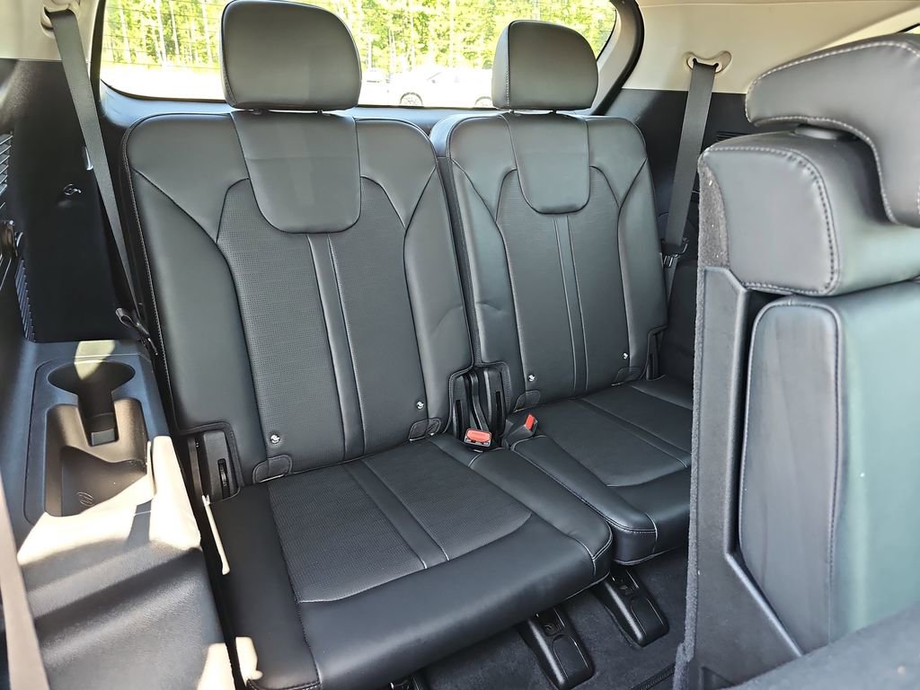 Used 2024 Kia Sorento S FWD image 16