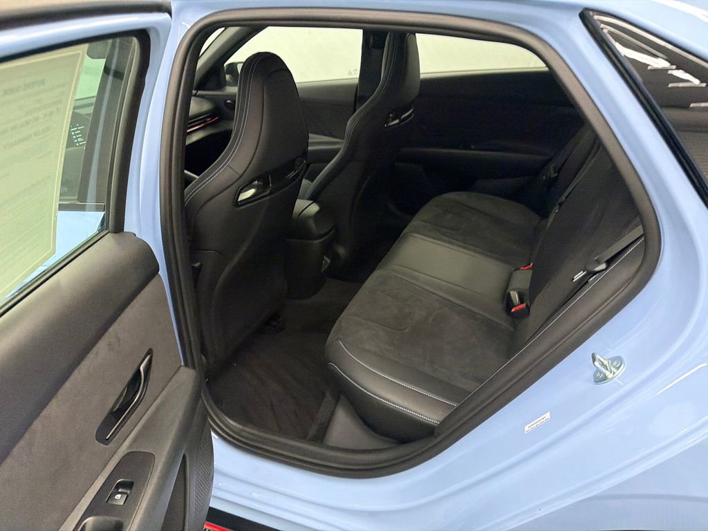 Used 2025 Hyundai Elantra N FWD image 19