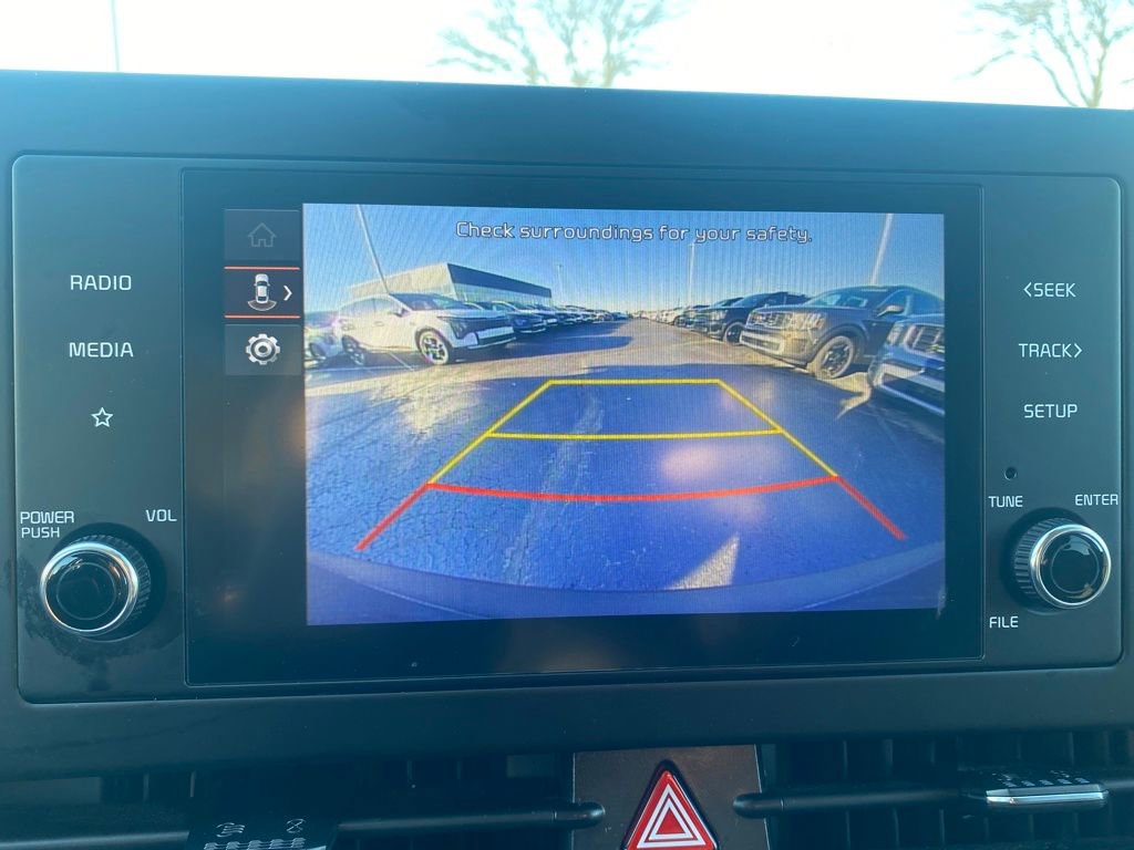 Certified 2024 Kia Sportage LX image 17