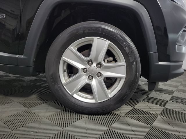 Used 2022 Jeep Compass Latitude w/ Convenience Group AWD/4WD image 11