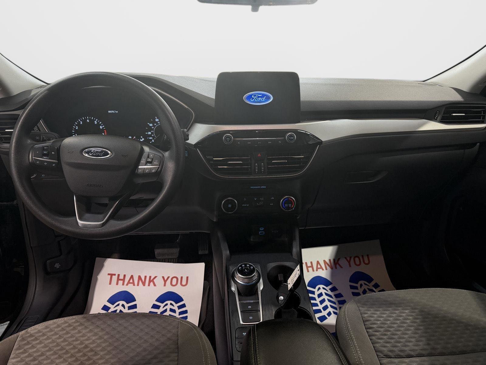 Used 2022 Ford Escape SE AWD/4WD image 2