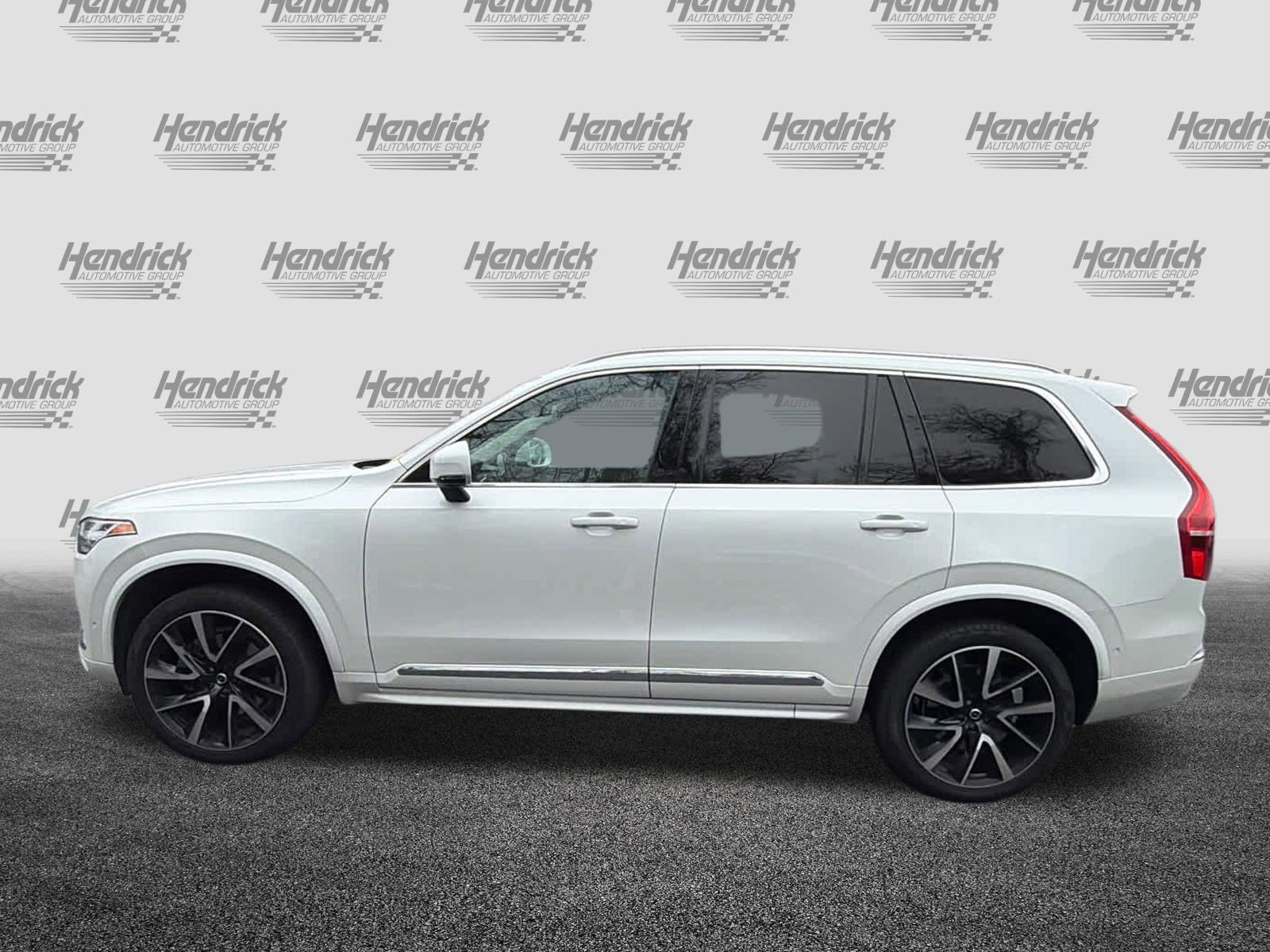 Used 2023 Volvo XC90 B5 Plus w/ Protection Package Premier image 11