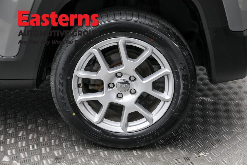 Used 2021 Jeep Renegade Latitude image 15