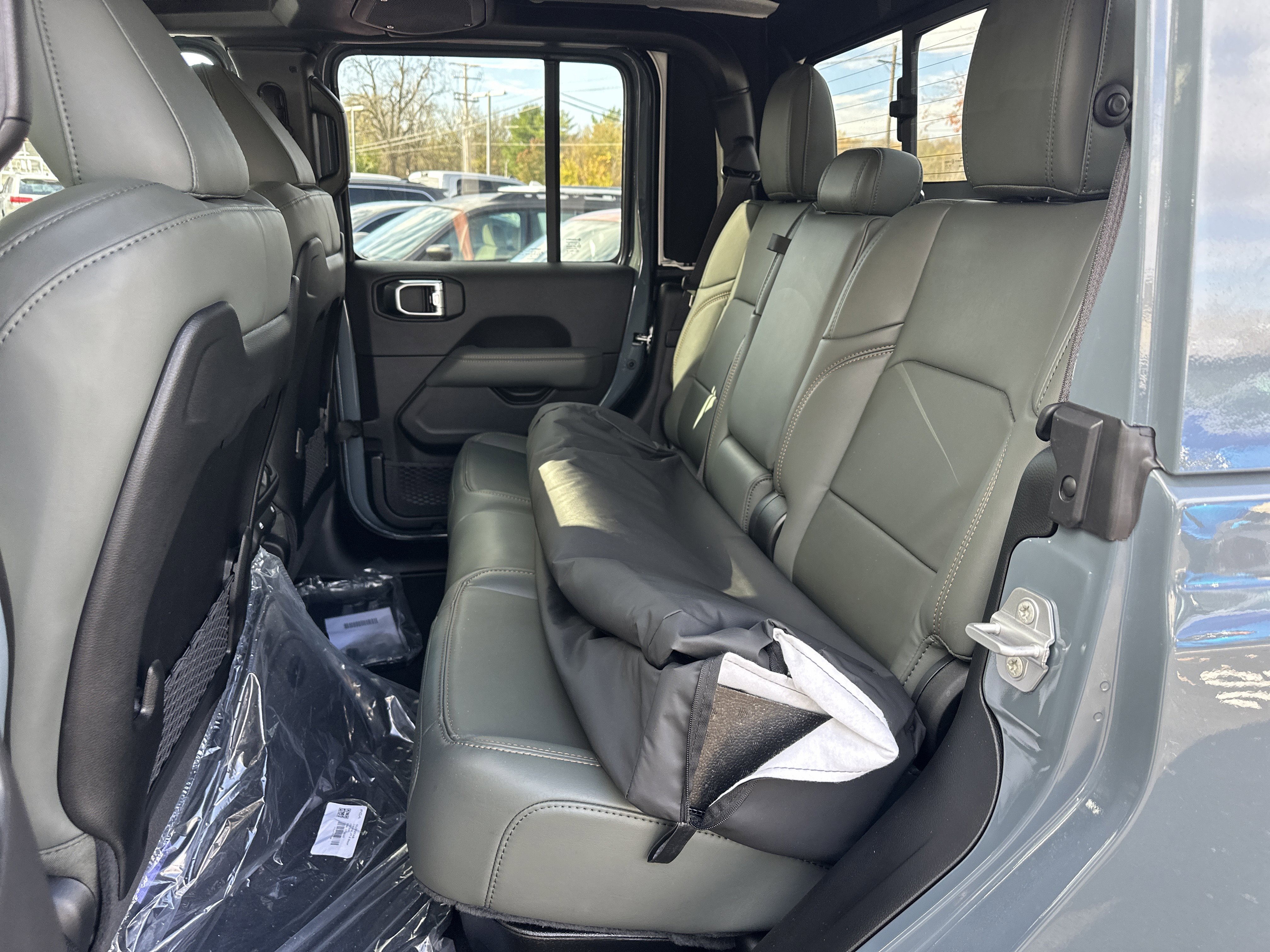 New 2026 Jeep Gladiator Mojave image 30