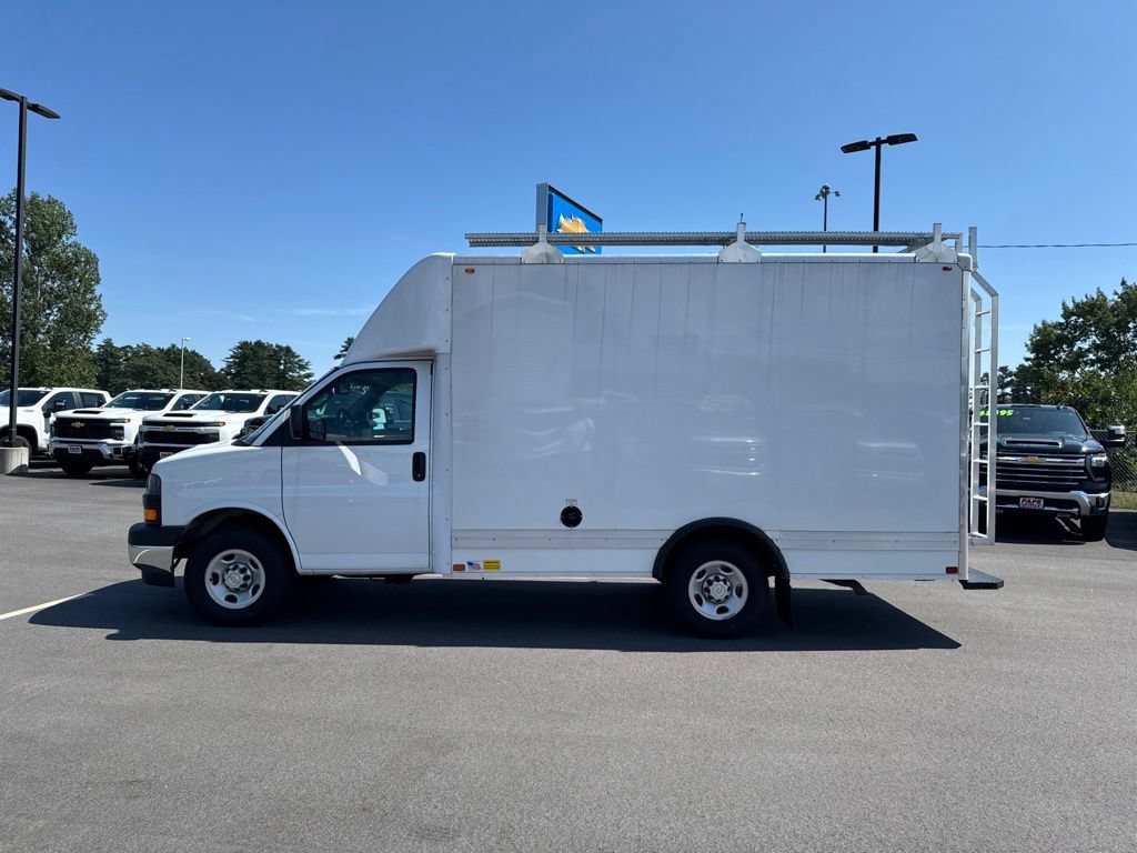 New 2025 Chevrolet Express 3500 w/ Power Convenience Package RWD image 13