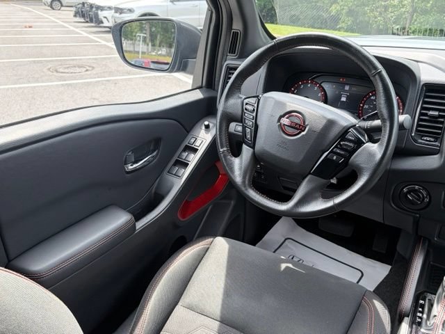 Used 2024 Nissan Frontier PRO-4X w/ Technology Package AWD/4WD image 32
