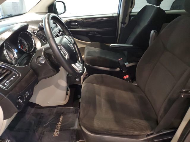 Used 2017 Dodge Grand Caravan SE w/ Power Window Group FWD image 10
