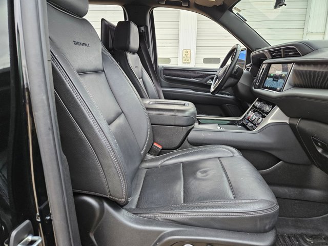 Used 2022 GMC Yukon Denali w/ Denali Ultimate Package image 25