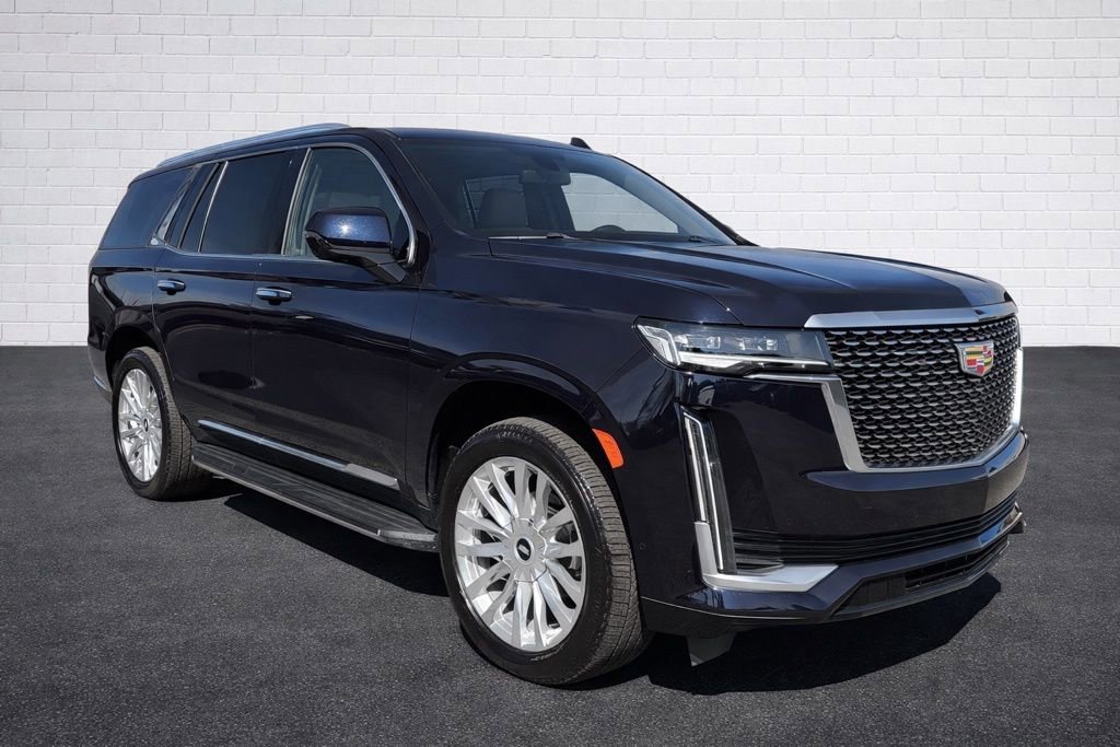 Used 2021 Cadillac Escalade Premium Luxury image 3