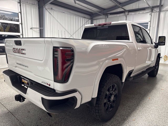 Used 2024 GMC Sierra 2500 AT4 w/ AT4 Premium Plus Package AWD/4WD image 18