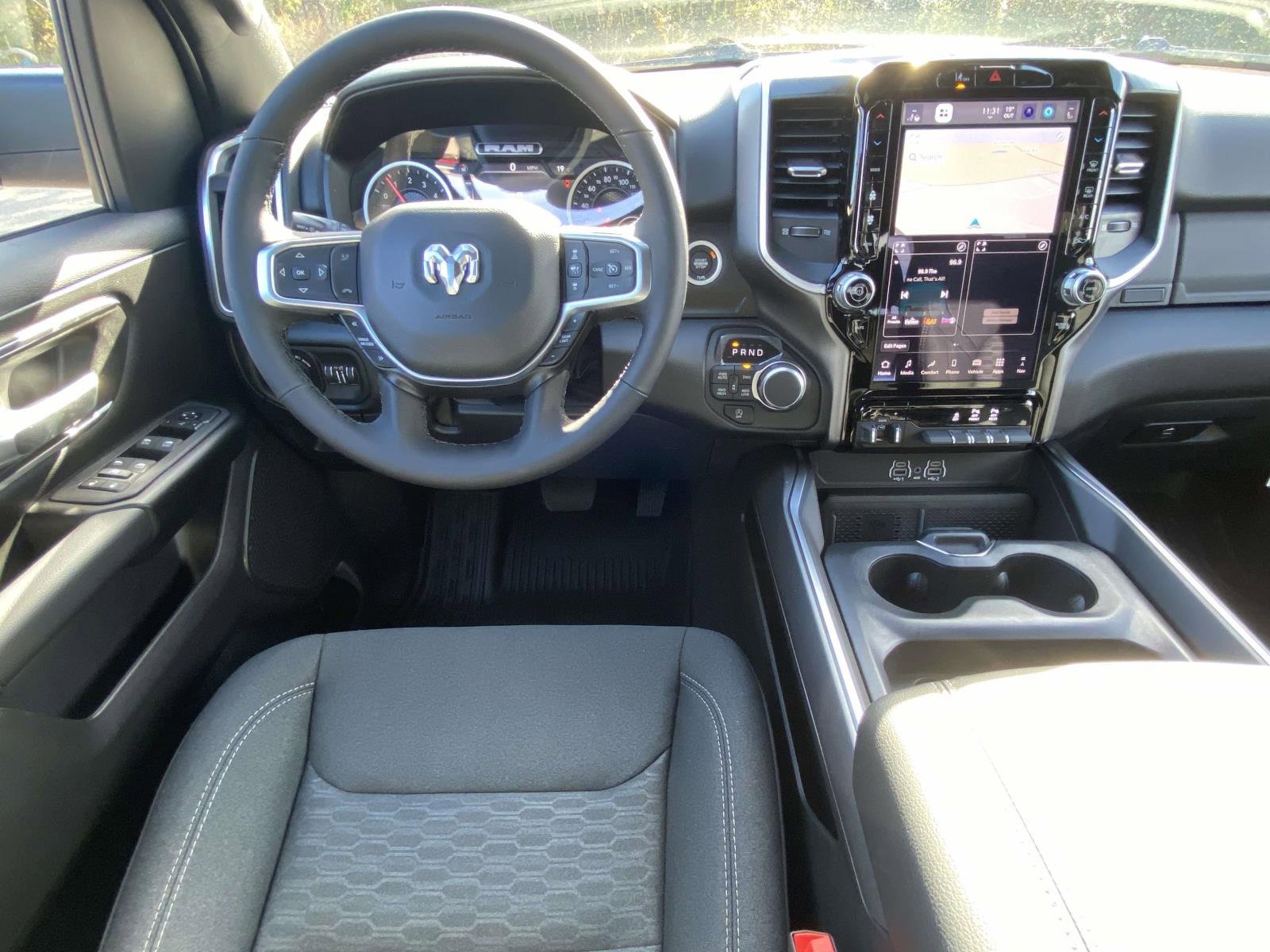 New 2026 RAM 1500 4x4 Crew Cab image 11