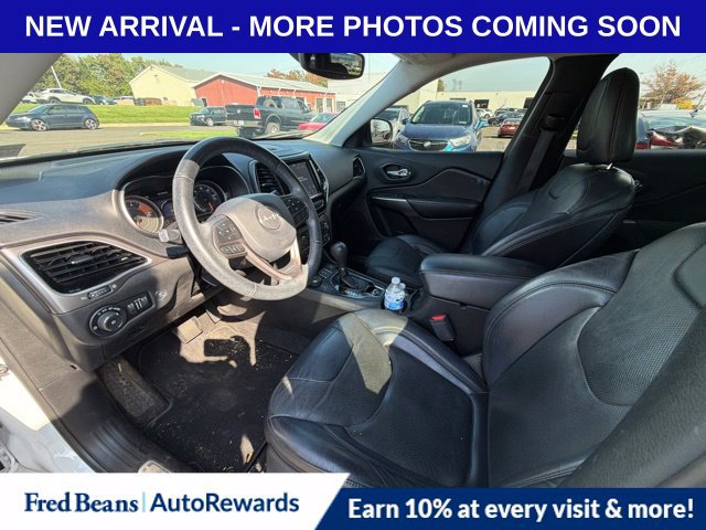 Used 2019 Jeep Cherokee Limited AWD/4WD image 13