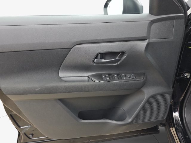 Used 2026 Nissan Kicks S FWD image 26