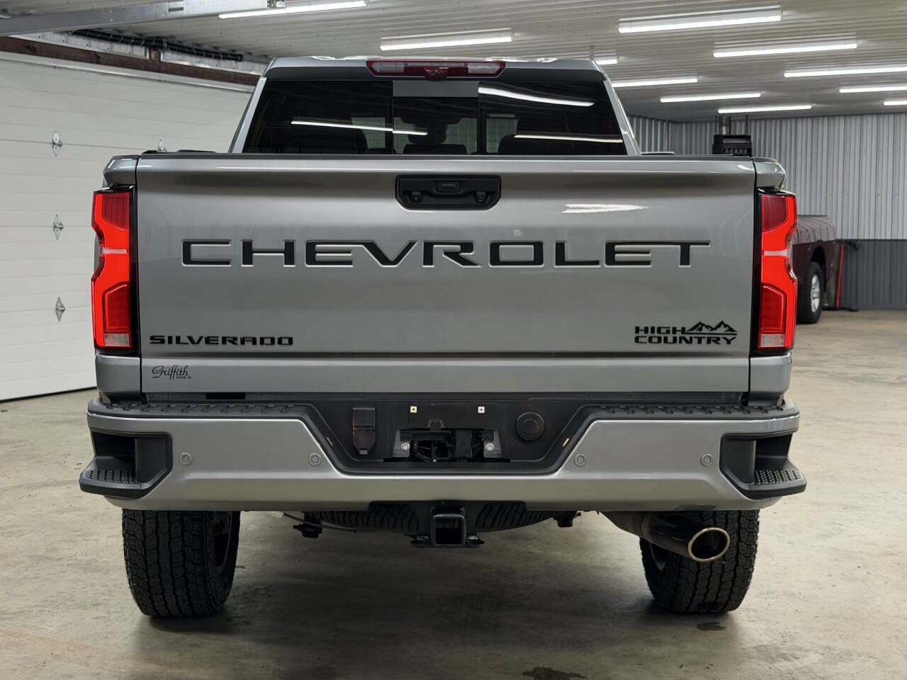 Used 2024 Chevrolet Silverado 2500 High Country w/ High Country Premium Package image 4