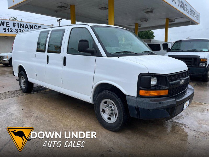Used 2009 Chevrolet Express 2500 Extended RWD image 1