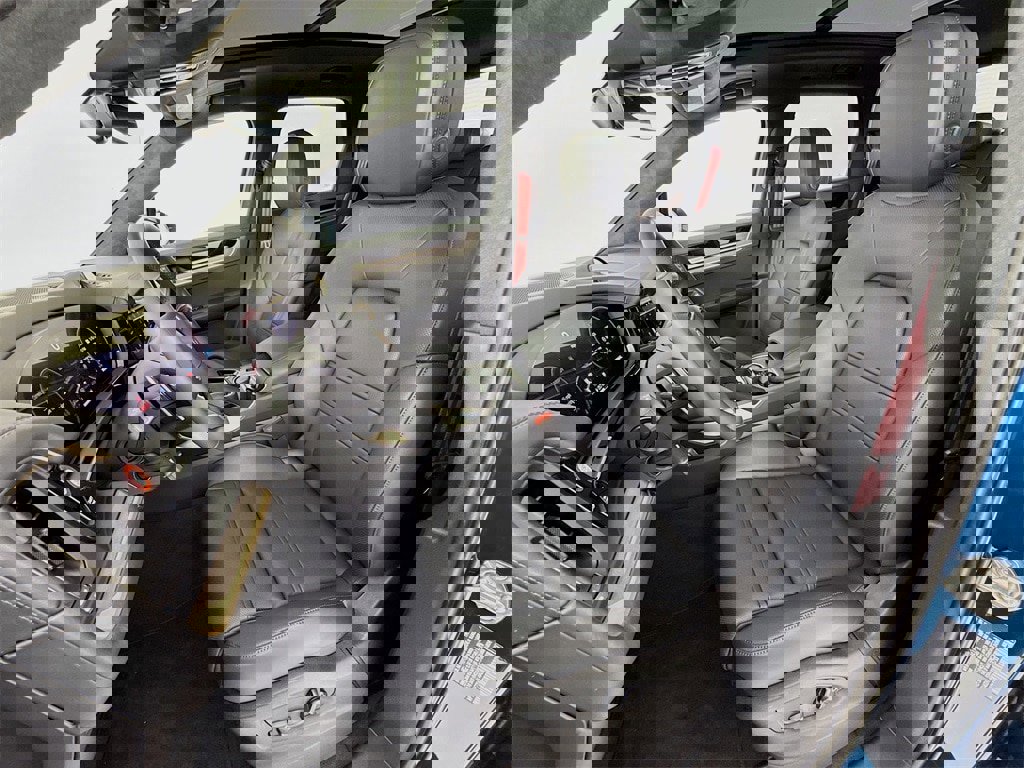 New 2026 Porsche Cayenne GTS image 5