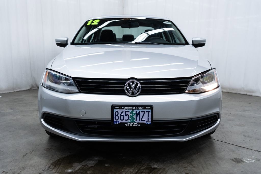 Used 2012 Volkswagen Jetta SE image 2
