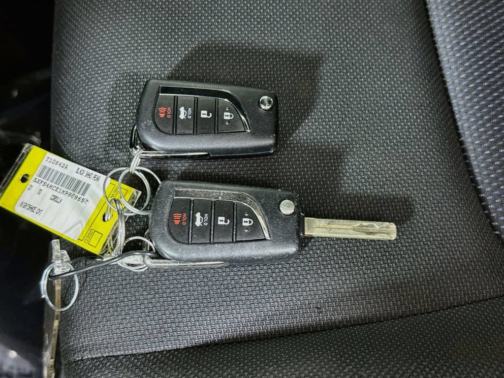Certified 2021 Toyota Corolla SE w/ Carpet Mat Package (TMS) FWD image 31
