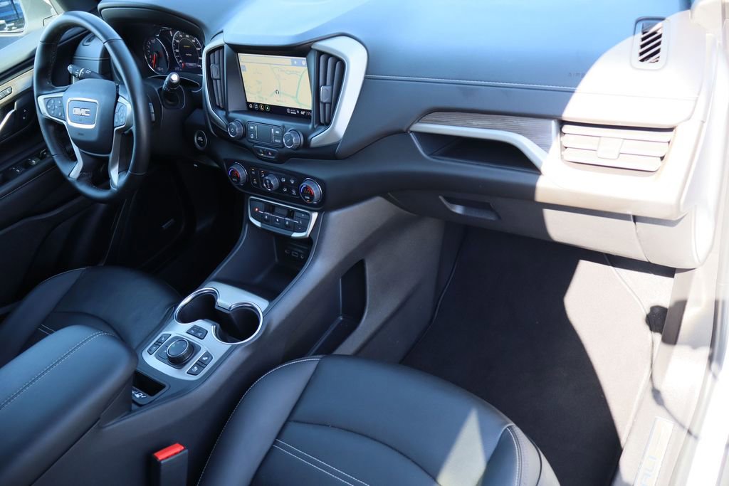 Used 2023 GMC Terrain Denali w/ Denali Premium Package image 30