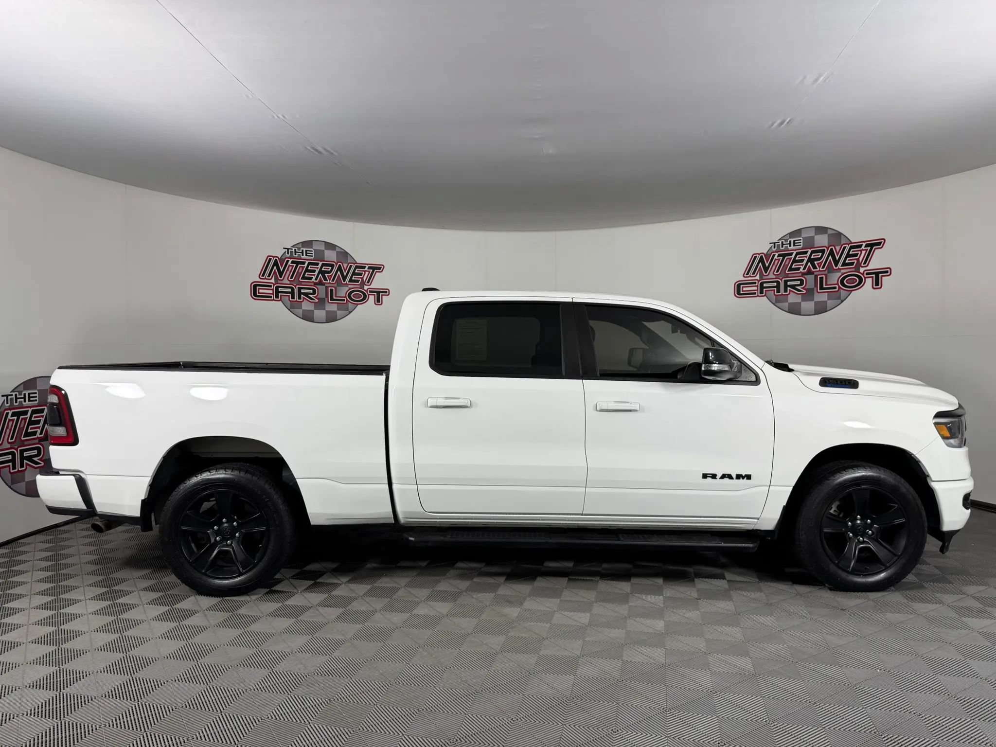 Used 2022 RAM 1500 Big Horn AWD/4WD image 8