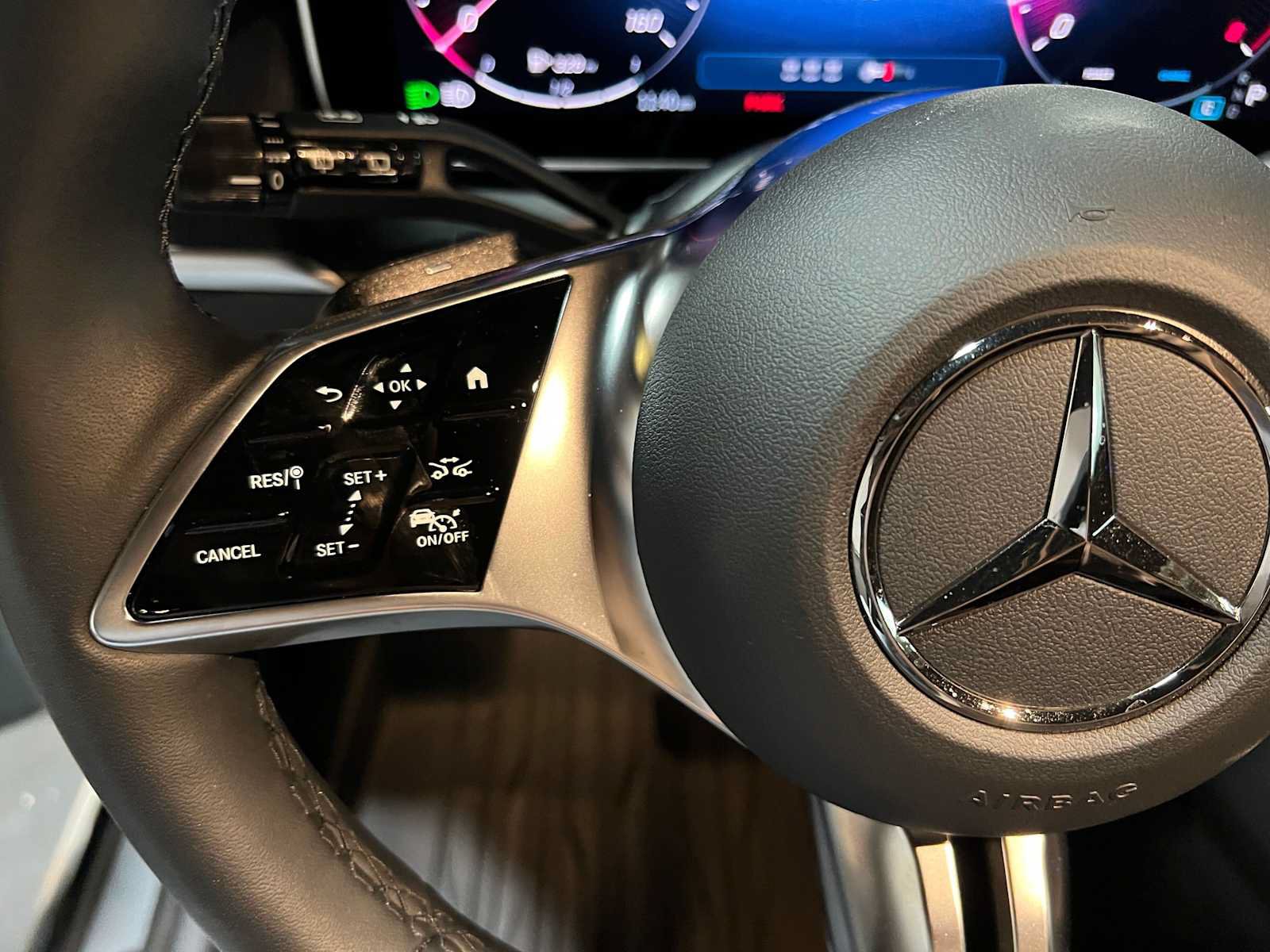 Used 2026 Mercedes-Benz GLC 300 4MATIC image 29