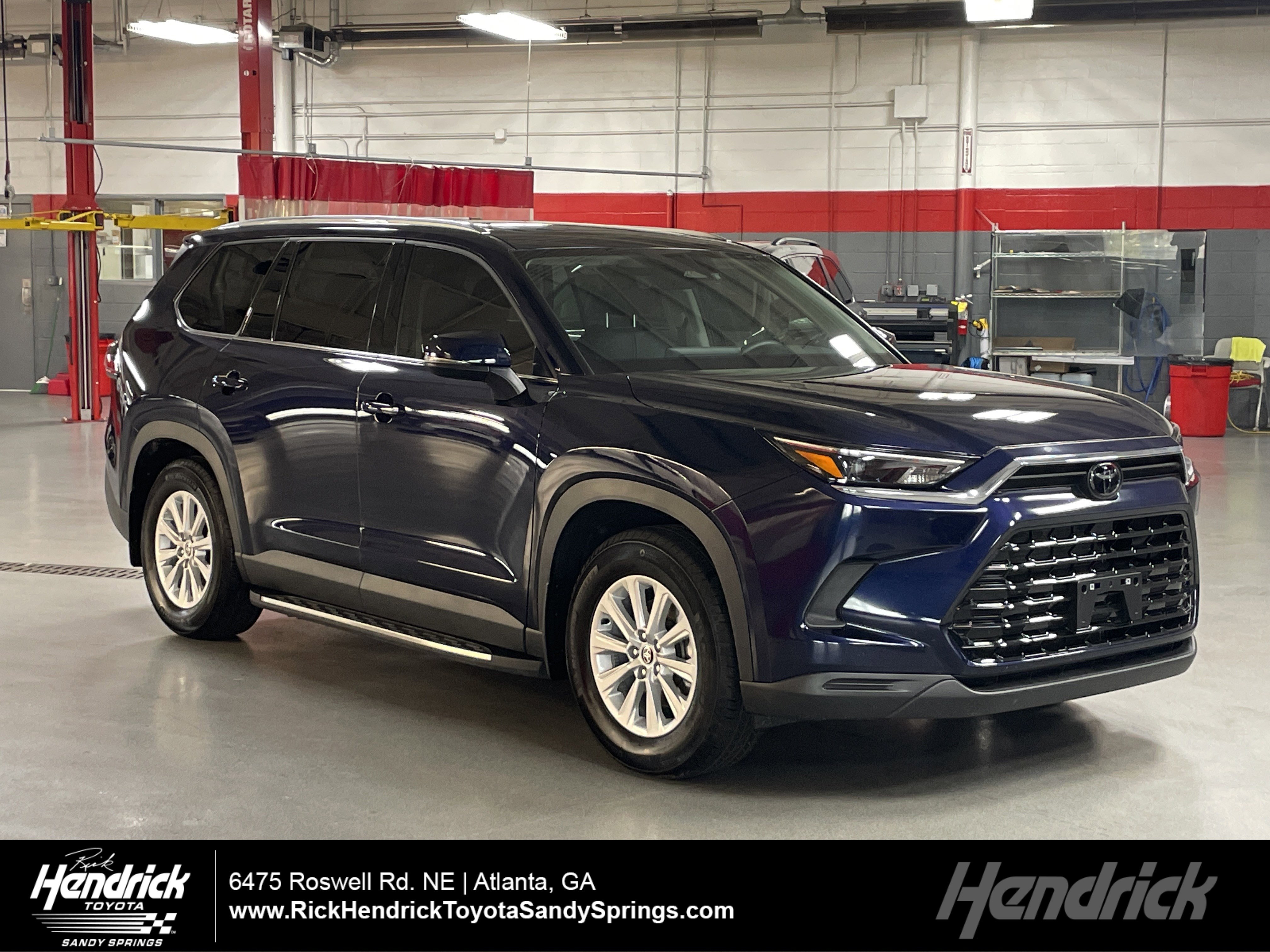 Used 2025 Toyota Grand Highlander FWD image 1